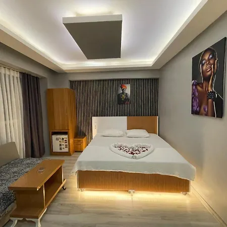 Seven Apartamento Esmirna
